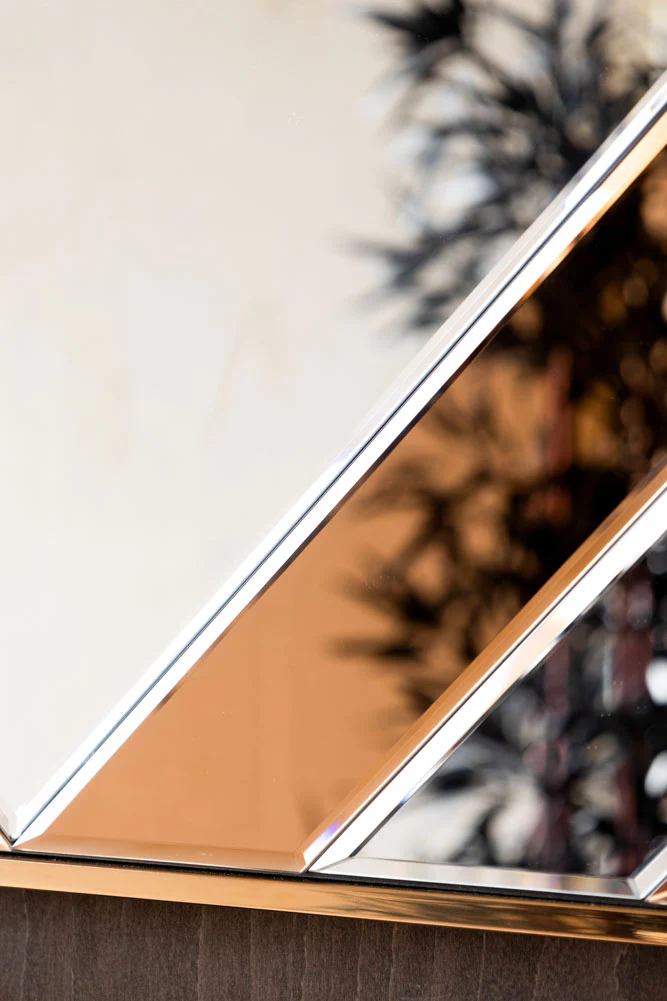 70s-Inspired Copper Wall Mirror - Image 4