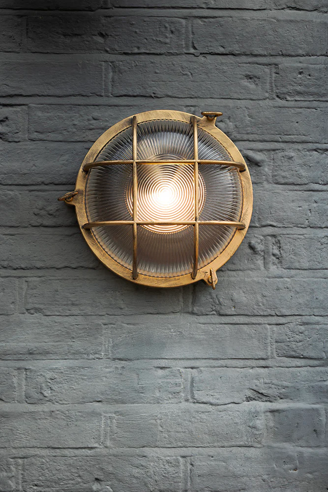 Antique-Style Brass Outdoor Wall Light - Image 5