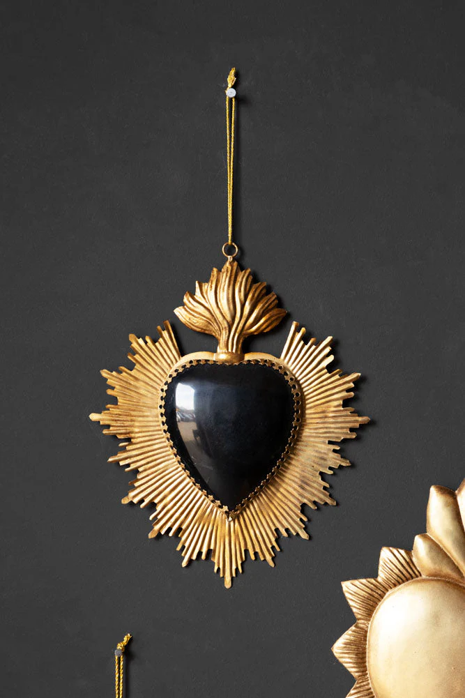 Beautiful Black Heart Star Hanging Ornament - Image 3