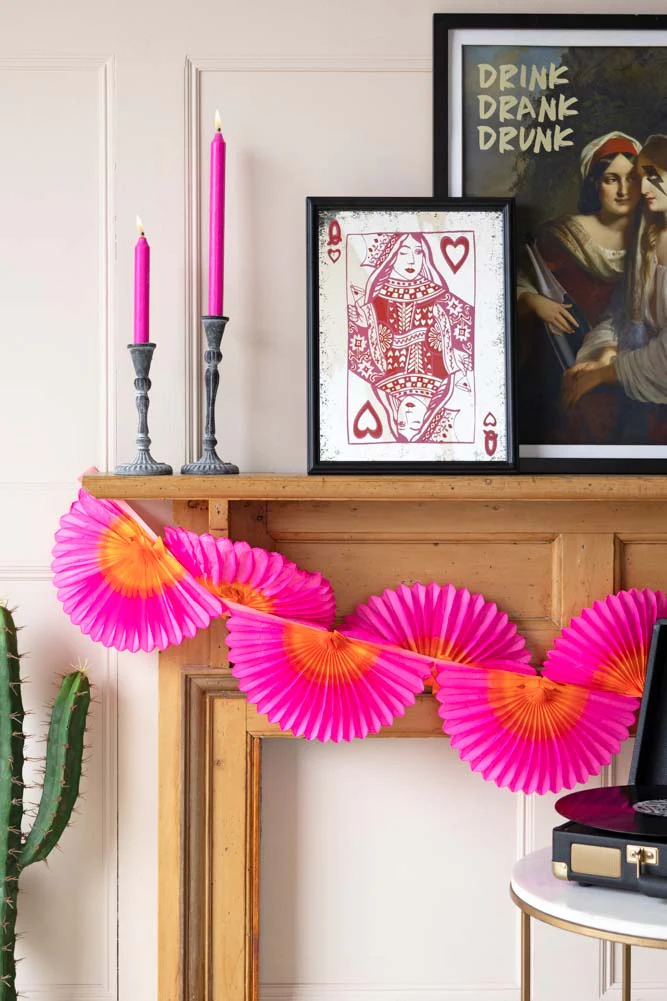 Beautiful Handcrafted Classic Paper Garland in Pink & Orange - Image 4