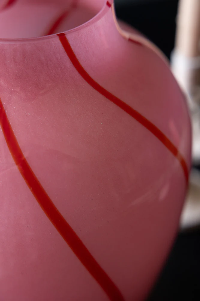 Beautiful Pink & Deep Red Swirl Vase - Image 5