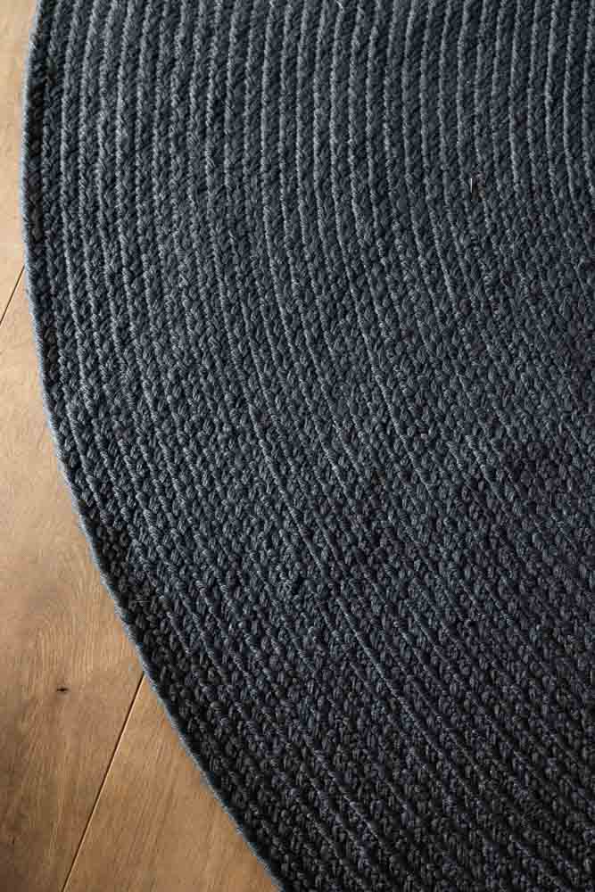 Black Round Rug - 200x200 - Image 2
