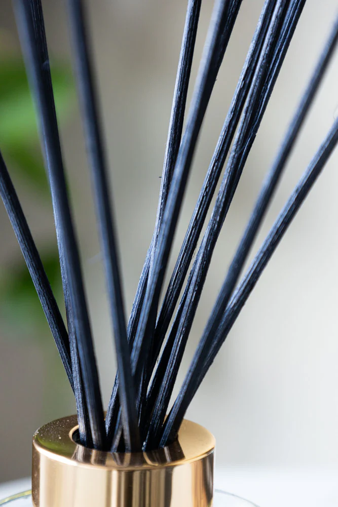 Chin Up Tits Out Reed Diffuser - 150ml - Image 5