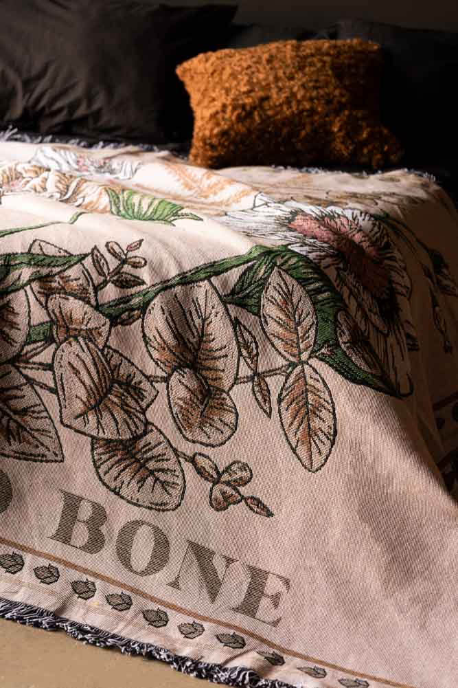 Denim & Bone Scandi White Woven Cotton Throw - Image 3