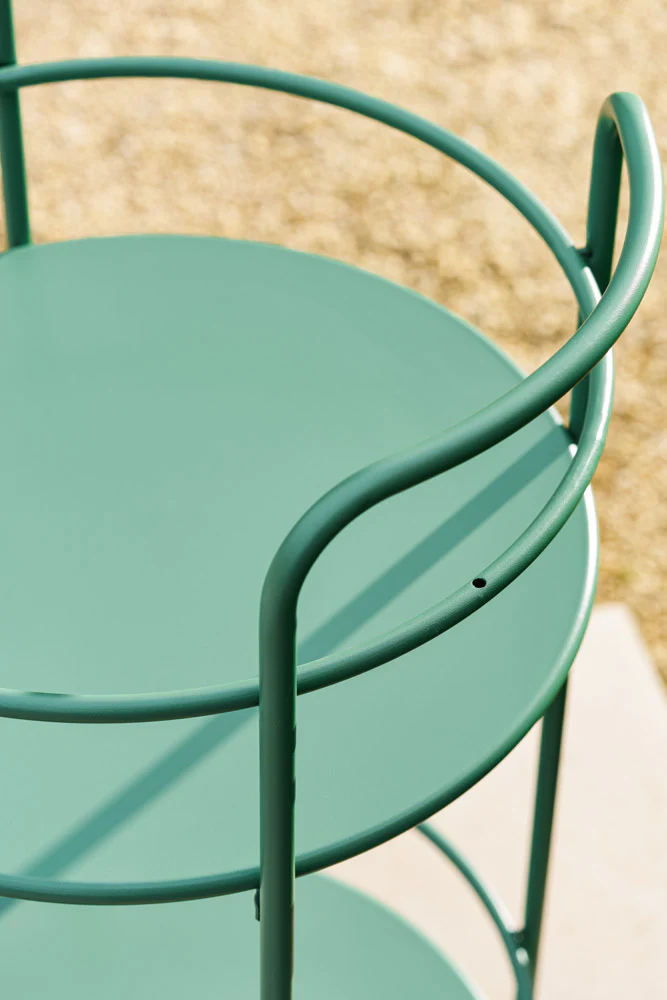 Effortless Outdoor Drinks Trolley in Green - Image 6