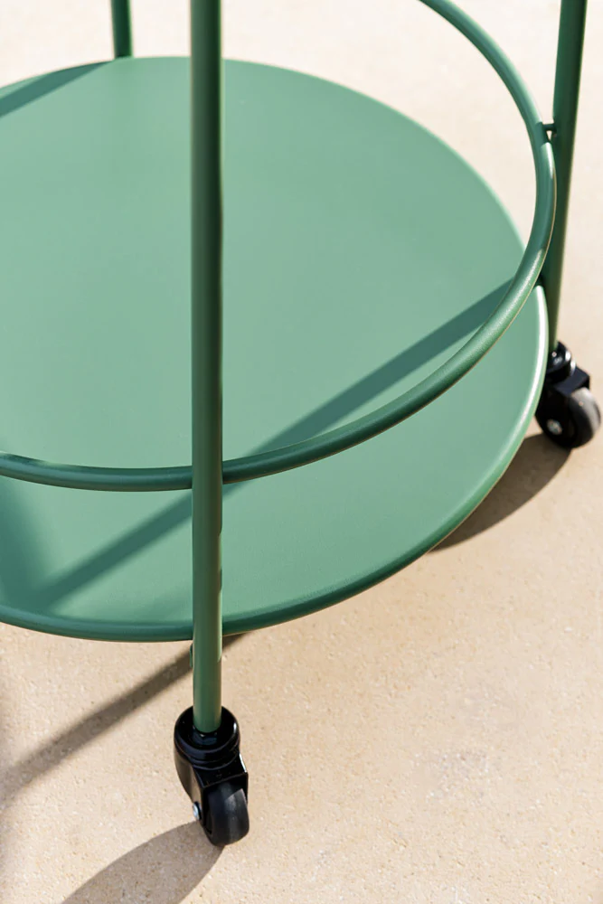 Effortless Outdoor Drinks Trolley in Green - Image 7