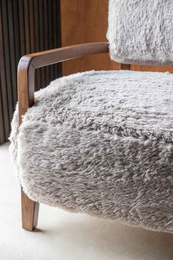 Fluffy Armchair - Image 4
