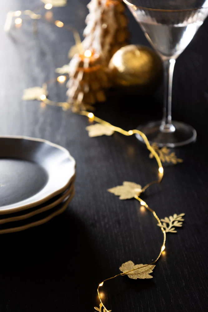 Gold Shimmer Leaf Detail Light Chain - Image 2