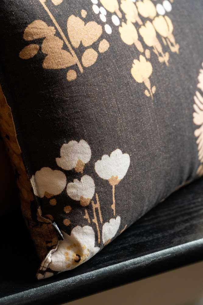 HKLIVING Dark Florals Cotton Cushion - Image 3