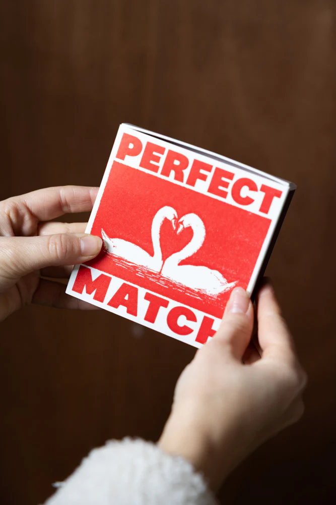 Perfect Match Swan Matchbox - Image 4