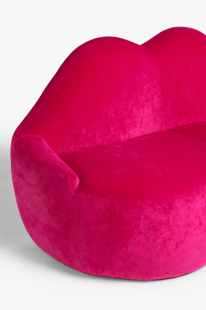 Pink Lips Sofa - Image 4