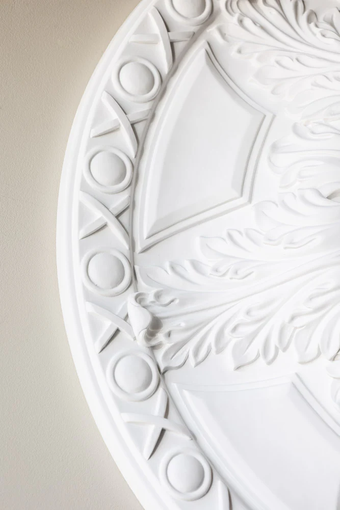 Ready-To-Paint Plaster Ceiling Rose Large - SAMPLE - Image 5