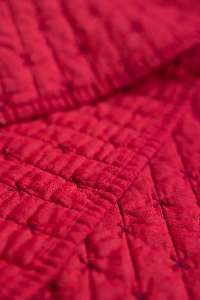 Red Cross-Stitch Cotton Quilt - Image 4