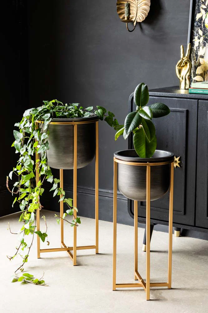 Set of 2 Black Planters With Gold Stand - Image 2