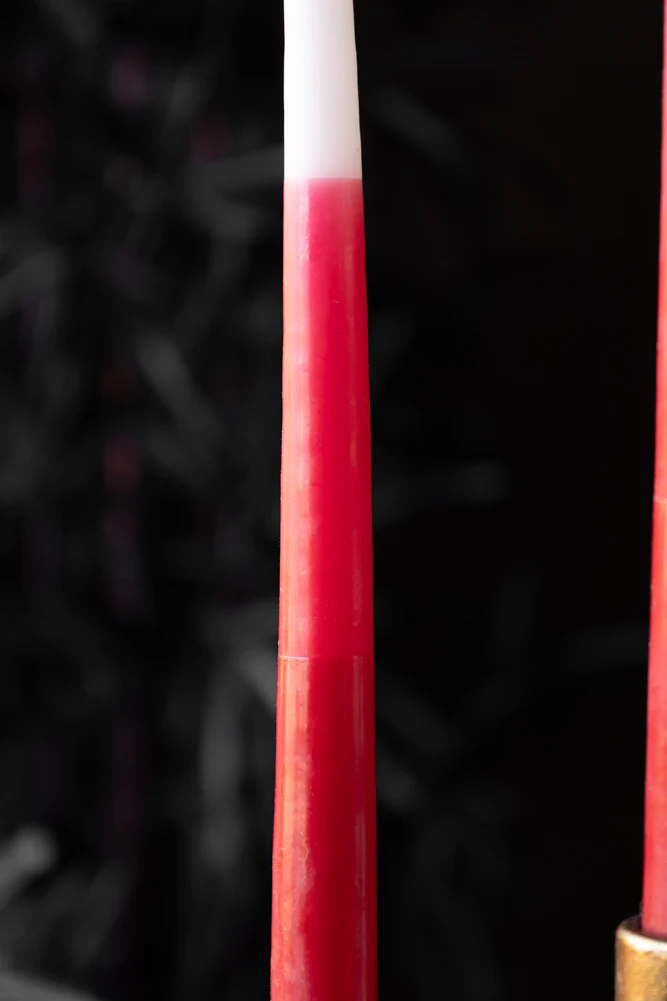 Set Of 2 Ombre Red Dinner Candles - Image 4