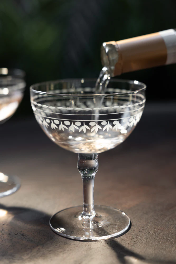 Set Of 2 Vintage Etched Champagne Glasses - Image 3