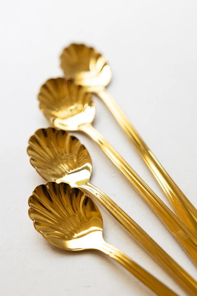 Set of 4 Gold Shell Latte Spoons - Image 3