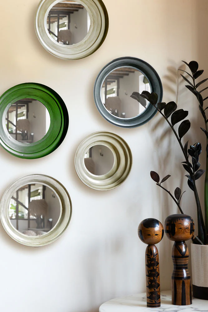 Set Of 5 Metal Frame Mirrors in Green & Natural - Image 7