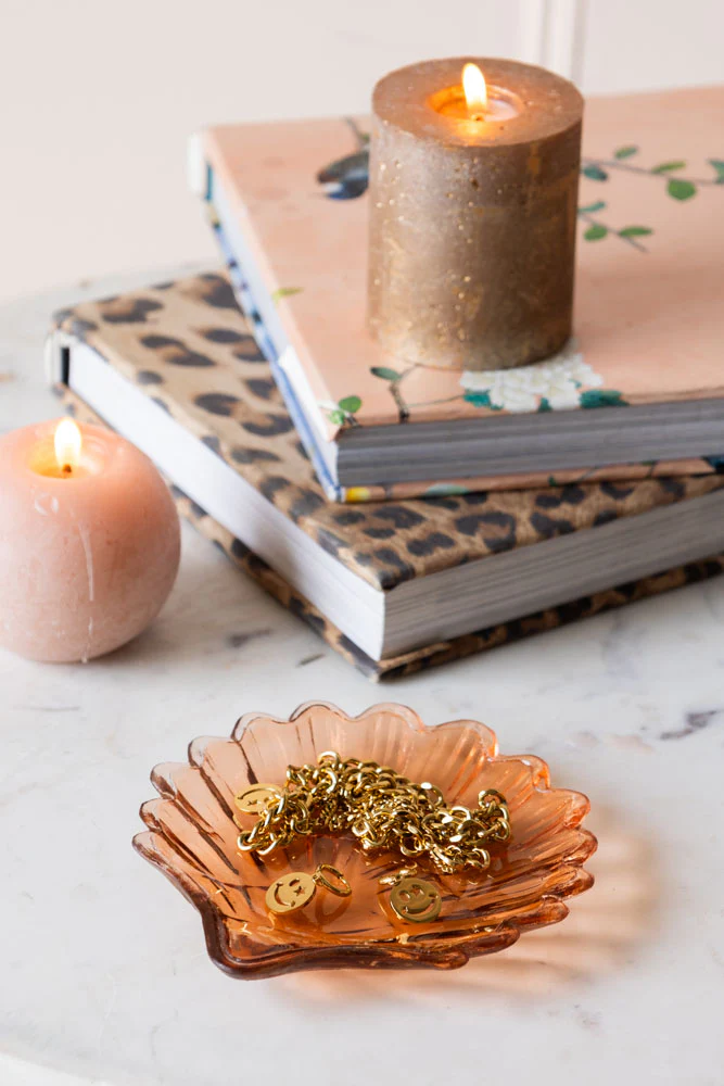 Small Shell Trinket Tray in Amber - Image 4