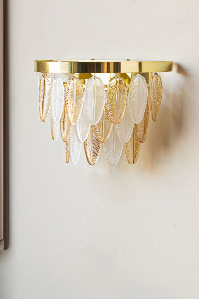 Stunning Art Deco Glass Feather Wall Light - Image 2