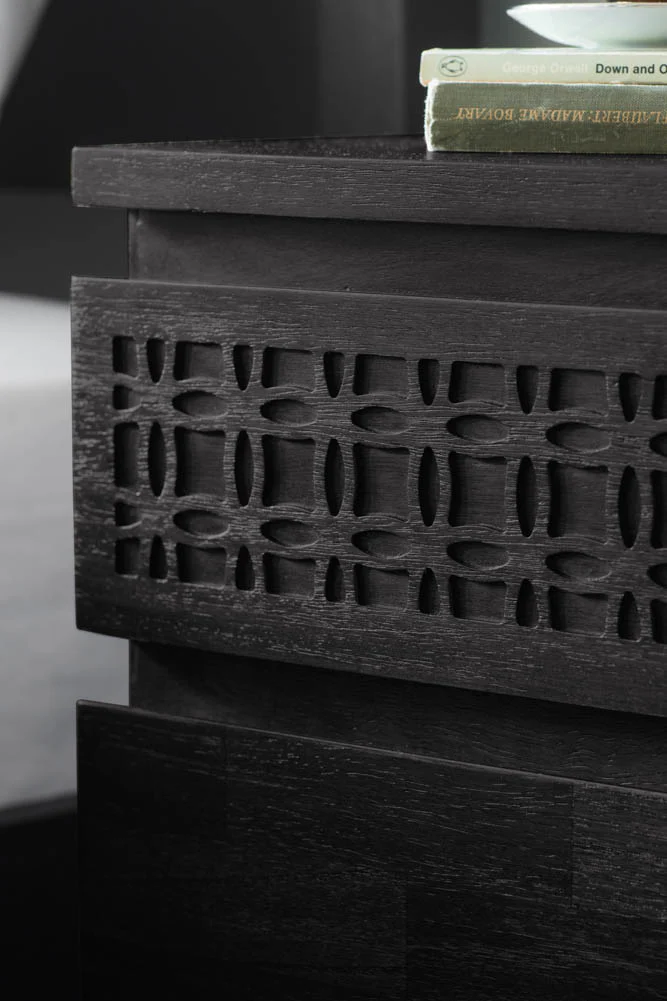 Stylish Mango Wood 4-Drawer Chest Of Drawers - Image 2
