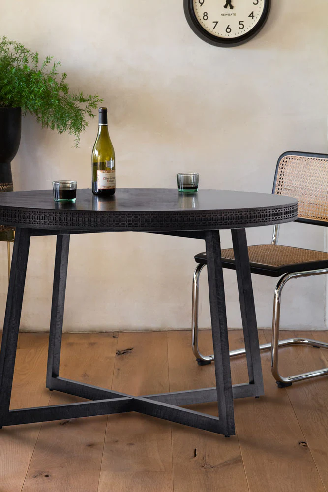 Stylish Mango Wood Round Dining Table