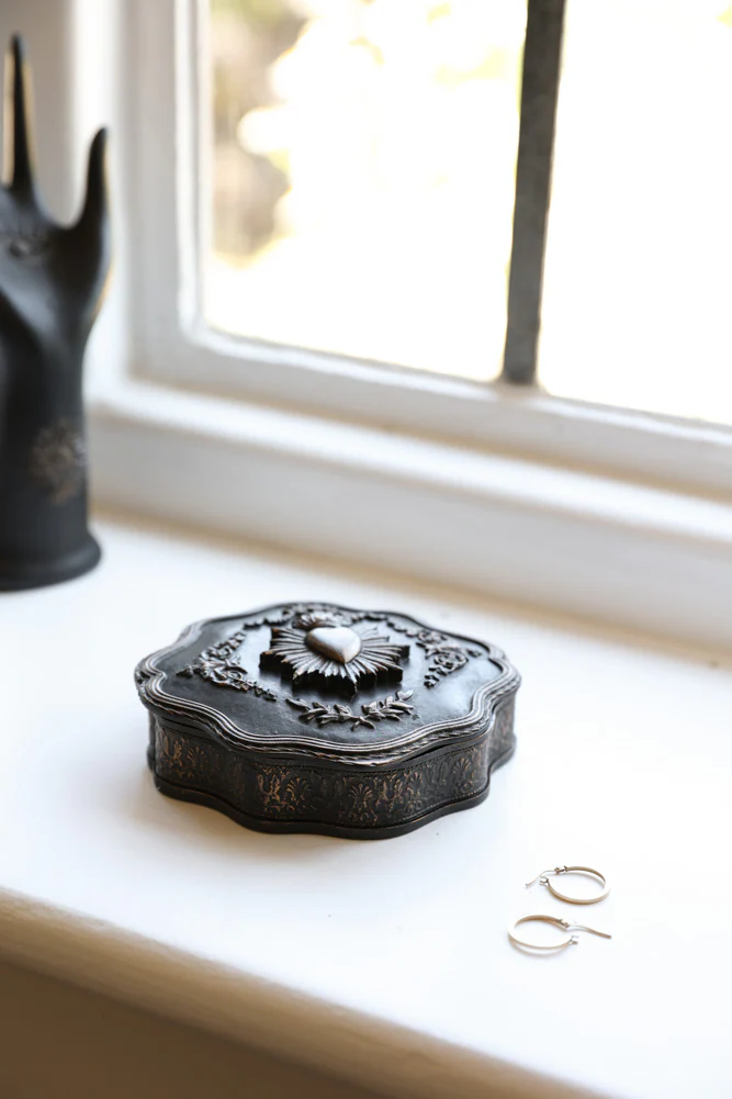 Vintage-Style Milagro Heart Trinket Dish - Image 4