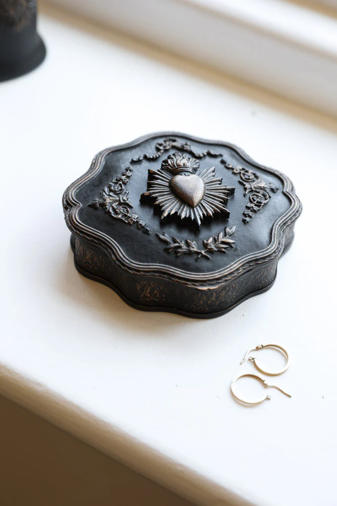 Vintage-Style Milagro Heart Trinket Dish - Image 5