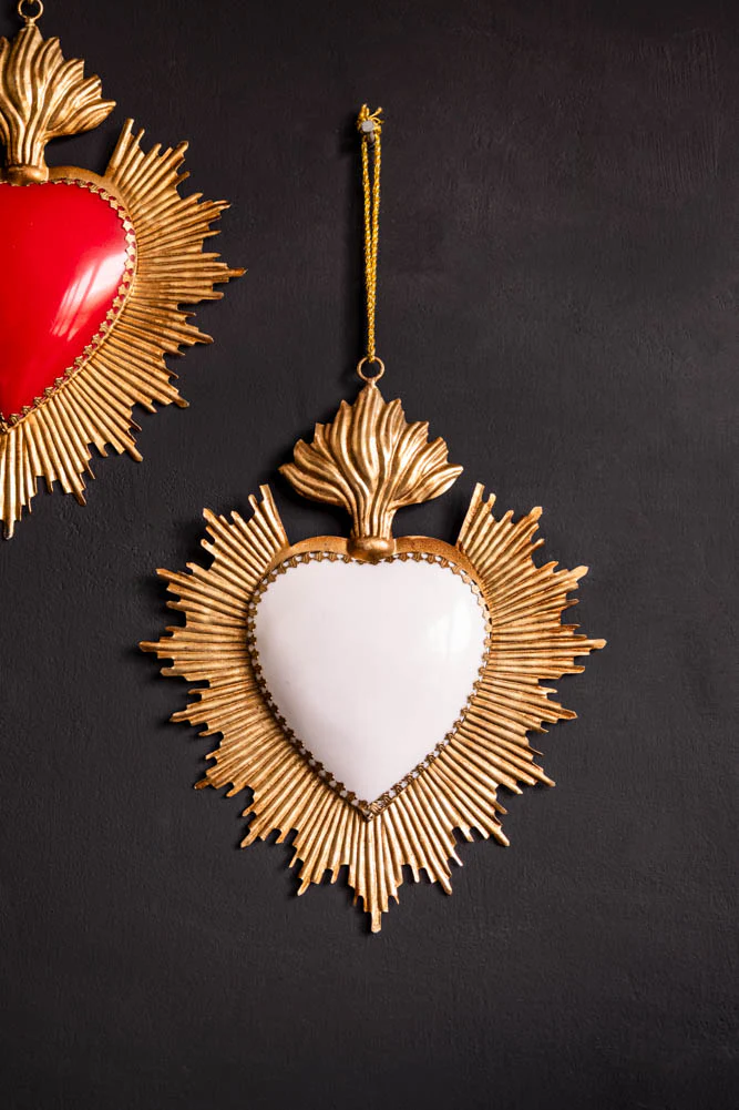 White Milagro Heart Wall Hanging Decoration - Image 3